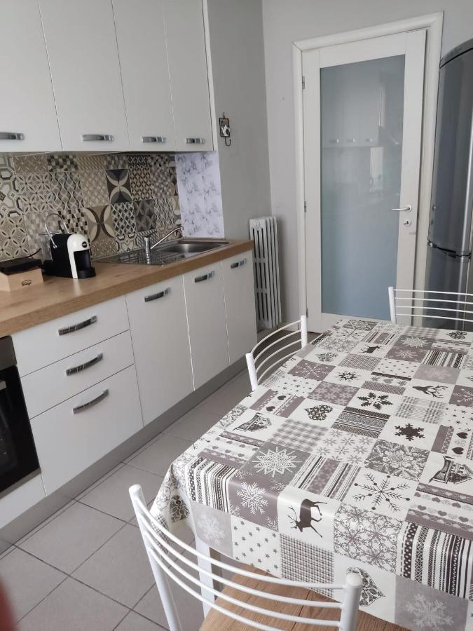 Appartamento Conte Verde แวร์เชลลี ภายนอก รูปภาพ