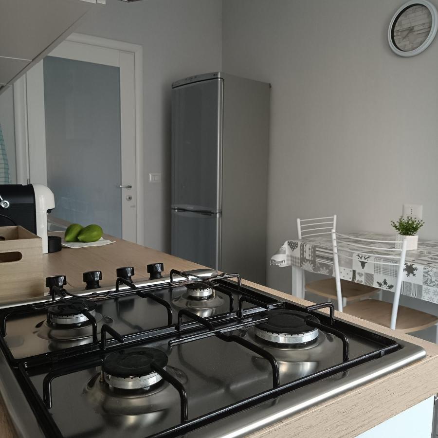 Appartamento Conte Verde แวร์เชลลี ภายนอก รูปภาพ