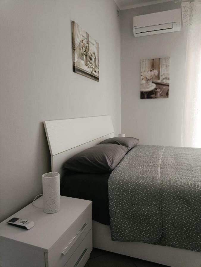 Appartamento Conte Verde แวร์เชลลี ภายนอก รูปภาพ