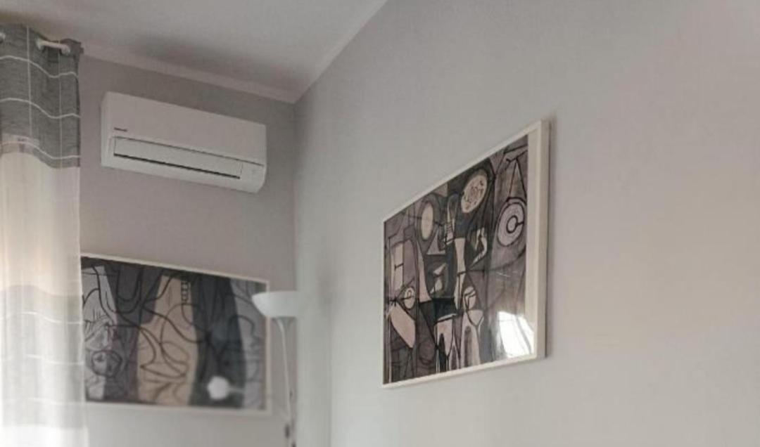 Appartamento Conte Verde แวร์เชลลี ภายนอก รูปภาพ